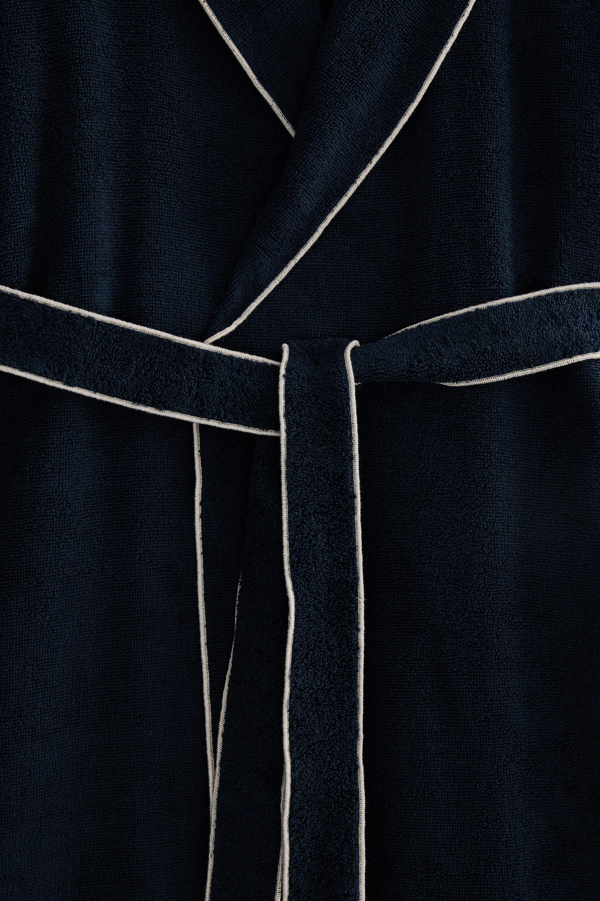 OVERLOCK COTTON BATHROBE (320 GXM²)